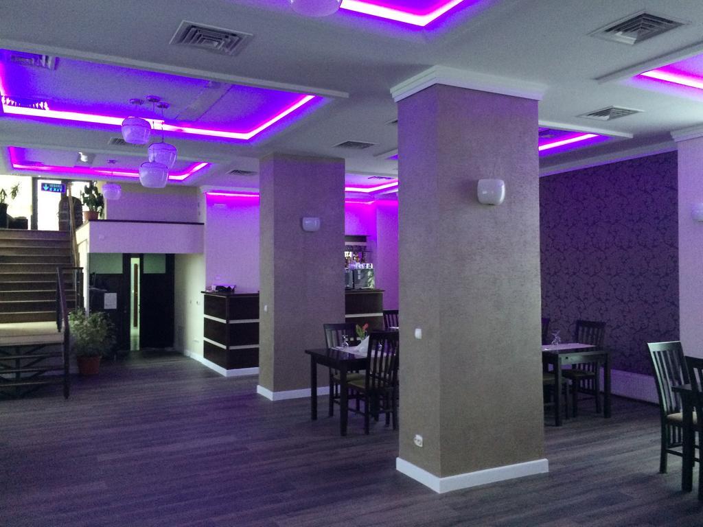 Pensiunea Novis Iasi Bagian luar foto
